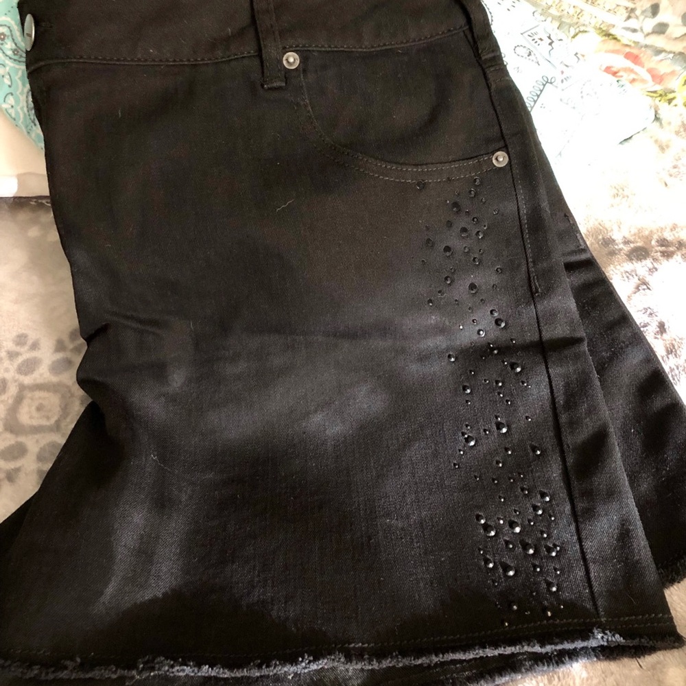 Girlfriend shorts-Venezia black denim embellished